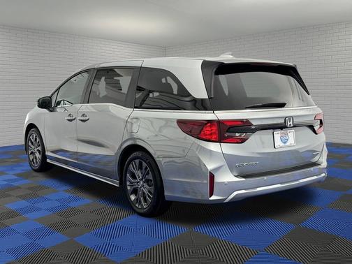 2025 Honda Odyssey 