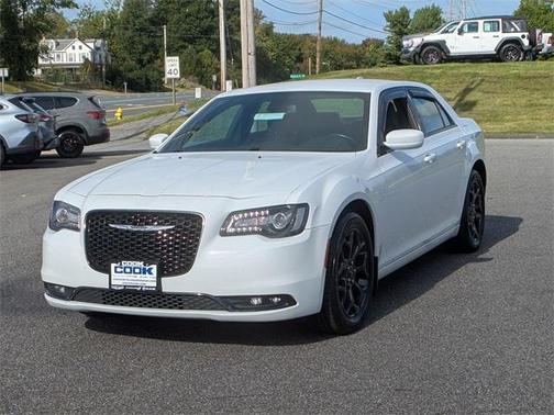 2019 Chrysler 300 S