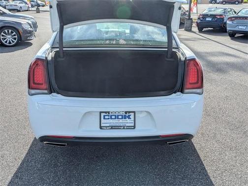 2019 Chrysler 300 S