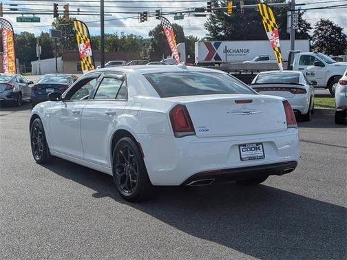 2019 Chrysler 300 S