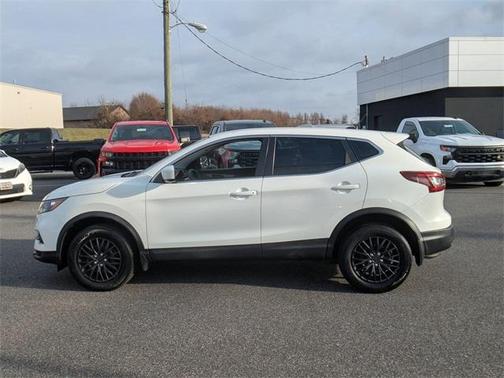 2020 Nissan Rogue Sport S