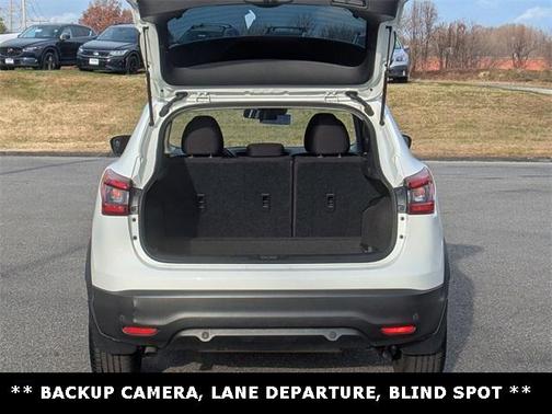 2020 Nissan Rogue Sport S