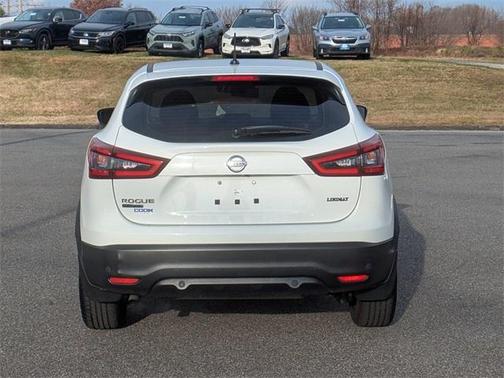 2020 Nissan Rogue Sport S