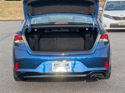 2018 Hyundai SONATA SE