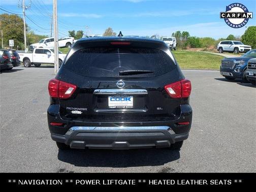 2020 Nissan Pathfinder SL