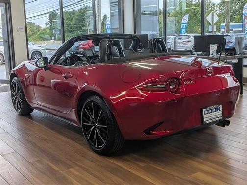 2025 Mazda MX-5 Miata Grand Touring