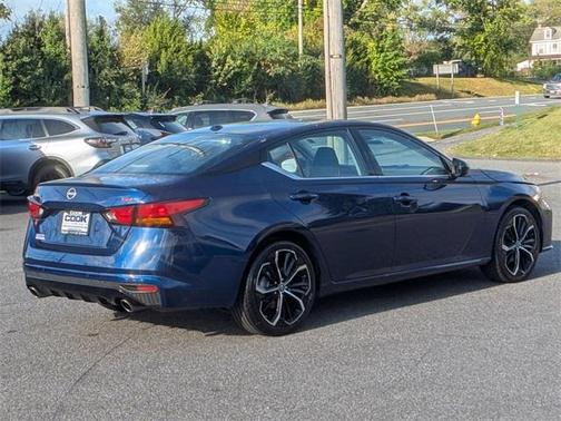 2023 Nissan Altima 2.5 SR