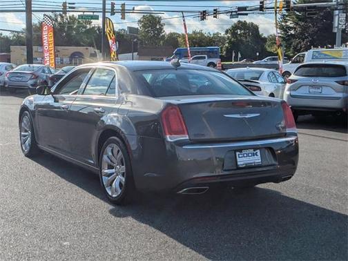 2019 Chrysler 300 Limited