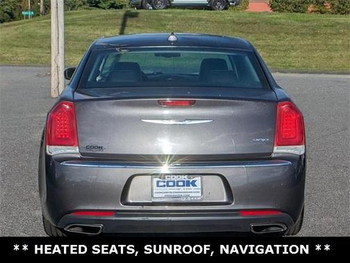 2019 Chrysler 300 Limited