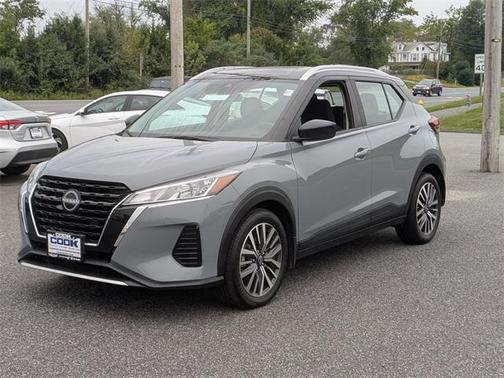 2023 Nissan Kicks SV