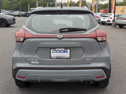 2023 Nissan Kicks SV