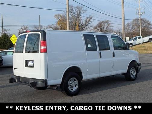 2024 Chevrolet Express 2500 Work Van
