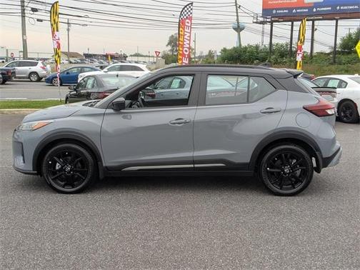 2024 Nissan Kicks SR