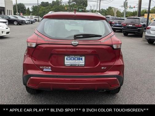 2022 Nissan Kicks SV