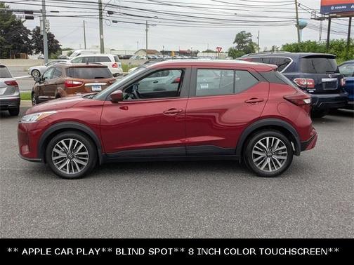 2022 Nissan Kicks SV
