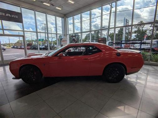 2016 Dodge Challenger SRT Hellcat