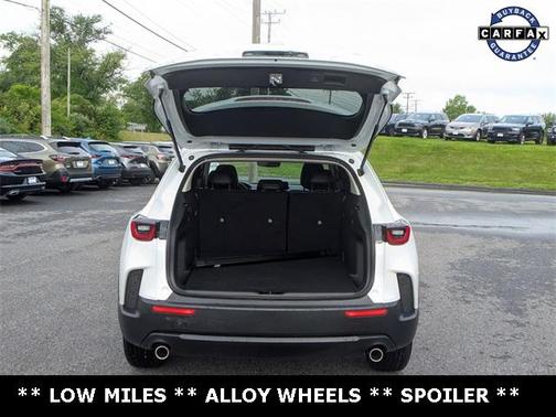 2024 Mazda CX-50 2.5 S Select Package