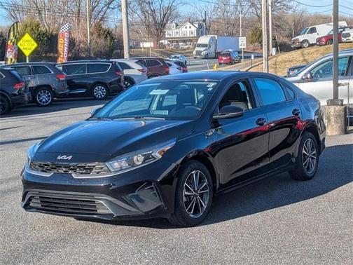2022 Kia Forte LXS