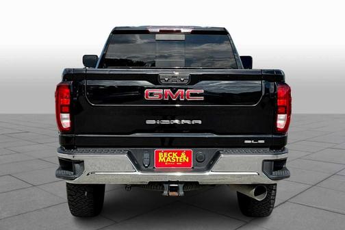 2022 GMC Sierra 2500 SLE