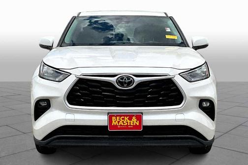 2020 Toyota Highlander LE