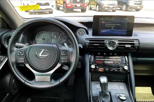 2024 Lexus IS 300 F SPORT Design