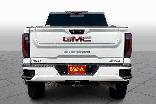 2024 GMC Sierra 2500 AT4