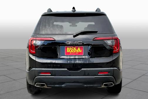 2022 GMC Acadia SLT