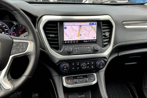 2022 GMC Acadia SLT
