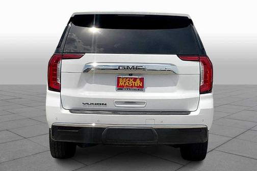 2022 GMC Yukon SLT
