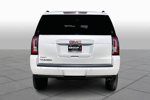 2017 GMC Yukon SLT