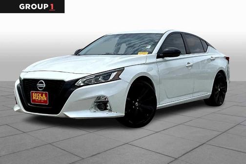 2022 Nissan Altima 2.5 SR