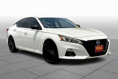 2022 Nissan Altima 2.5 SR