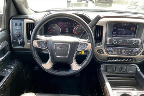 2015 GMC Sierra 2500 Denali