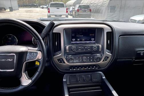 2015 GMC Sierra 2500 Denali