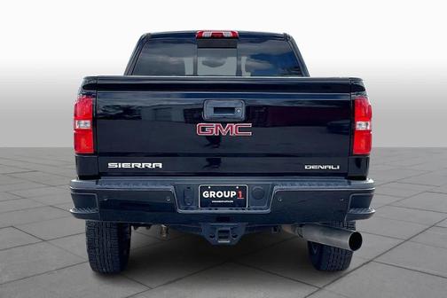 2015 GMC Sierra 2500 Denali