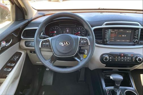 Sangria Red 2019 Kia Sorento LX