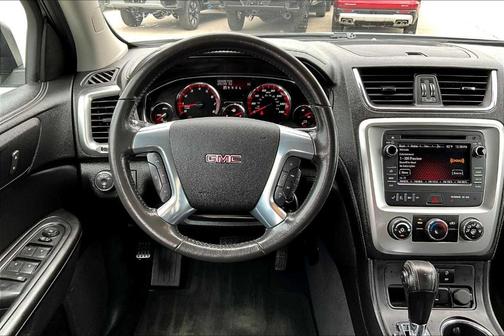 2016 GMC Acadia SLE-2