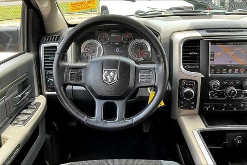 2014 RAM 1500 SLT