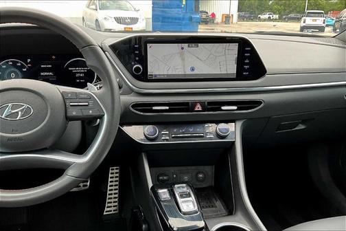 2022 Hyundai SONATA SEL Plus