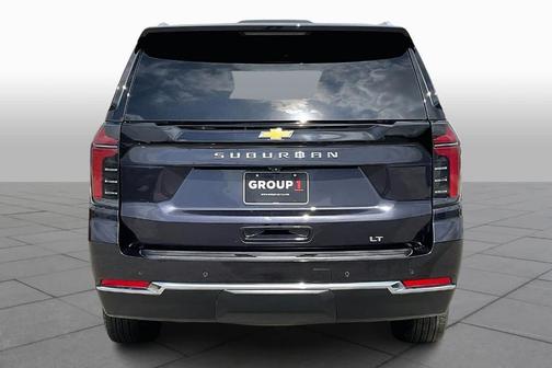2025 Chevrolet Suburban LT