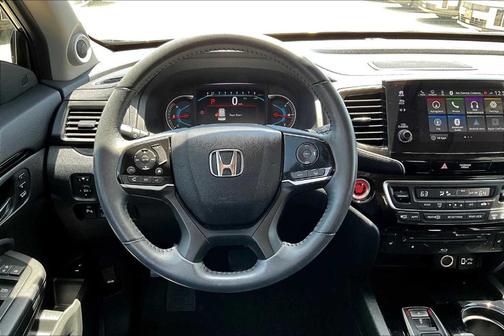 2022 Honda Pilot Touring 7-Passenger