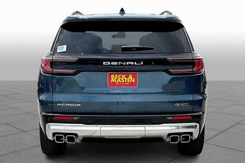 2025 GMC Acadia Denali