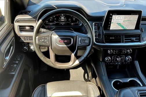 2023 GMC Yukon XL AT4