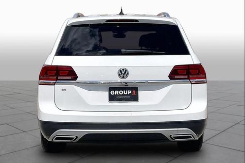 Pure White 2019 Volkswagen Atlas 2.0T SE