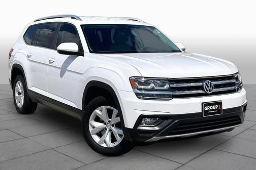Pure White 2019 Volkswagen Atlas 2.0T SE