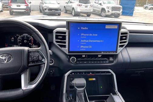 2022 Toyota Tundra Platinum