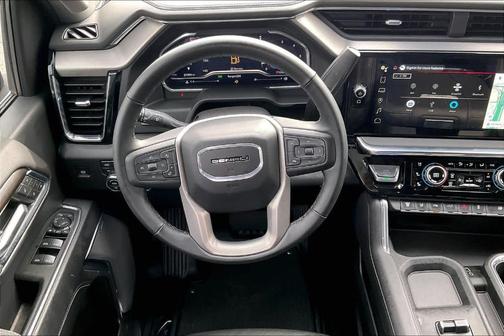 2025 GMC Sierra 3500 Denali