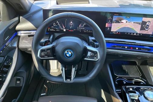 2026 BMW 550e xDrive