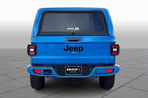 2022 Jeep Gladiator Overland