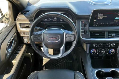 2022 GMC Yukon SLT